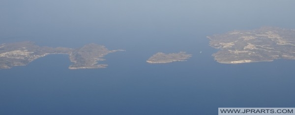 Comino between Malta and Gozo Widok z lotu ptaka Comino między Malcie i Gozo