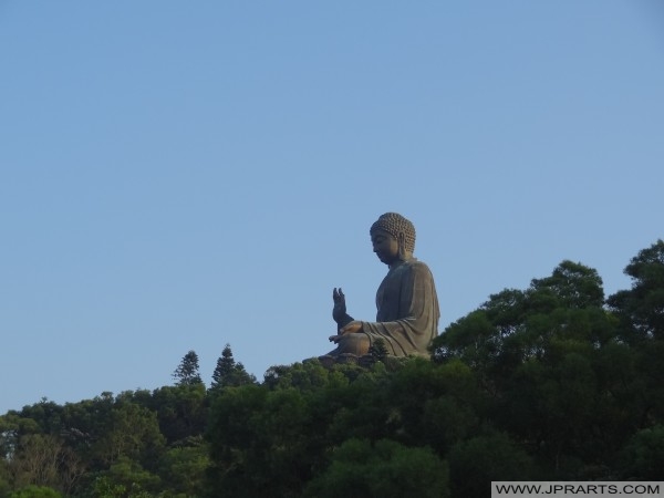 Big Buddha Statue in Hong Kong Buda Gigante en Hong Kong