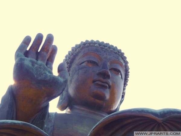 Close-Up from Big Buddha in Hong Kong Nahaufnahme von Big Buddha in Hong Kong