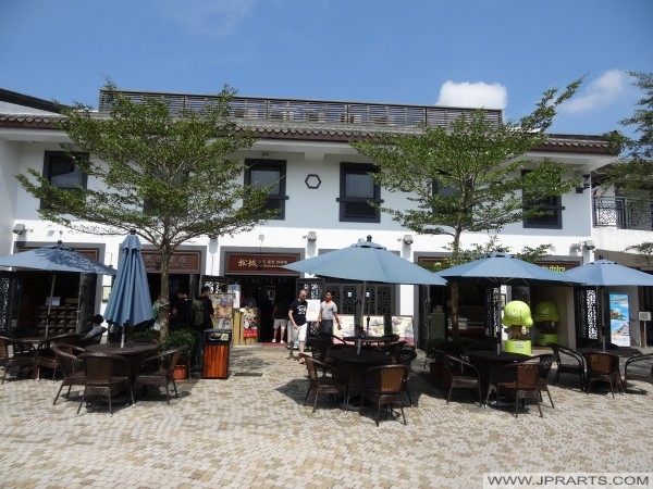 Restaurants in Ngong Ping Village, Hong Kong Restoran di kampung Ngong Ping, Hong Kong