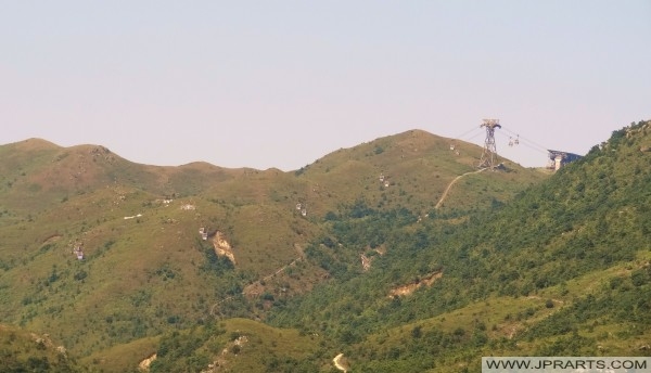 Cable Car on Lantau Island, Hong Kong Канатная дорога на острове Лантау, Гонконг