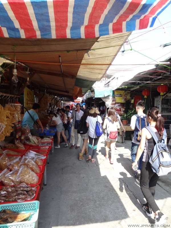 Fish Vendors in Tai O, Hong Kong 鱼卖家在大澳,香港
