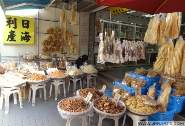 Tai O is famous for many preserved goods such as oysters, shrimp and fish Tai O di Hong Kong terkenal untuk banyak barang diawetkan seperti tiram, udang, dan ikan