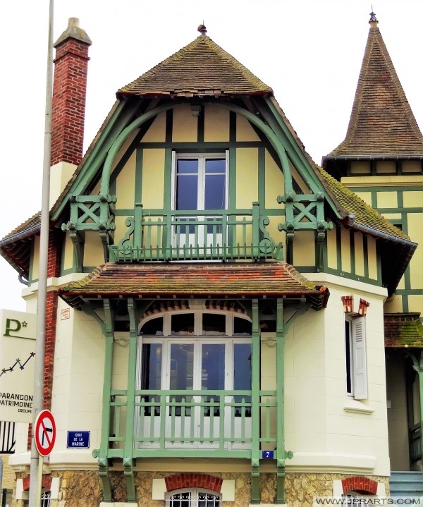 Schönes Gebäude in Deauville, Frankreich
