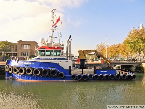 British tug 'SMS Shoalbuster' (homeport Southampton - 2009) in Maassluis, The Netherlands Brytyjski holownik SMS Shoalbuster (port macierzysty Southampton - 2009) w Maassluis, Holandia