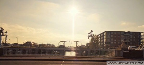 Buitenhaven en de Coppelbrug in Maassluis, Nederland