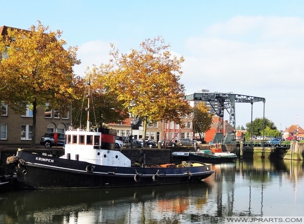 Havnen slepebåten 'Krimpen' (1953) i Maassluis, Nederland
