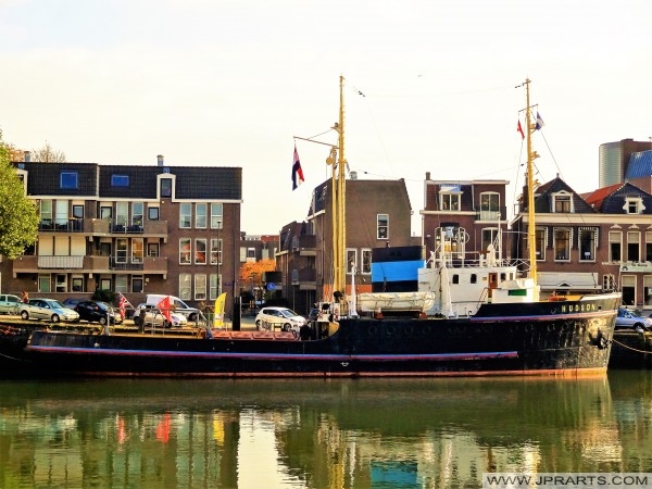 Tug Hudson; museum ship in Maassluis, The Netherlands Remorqueur Hudson; navire de musée dans maassluis, Pays-Bas