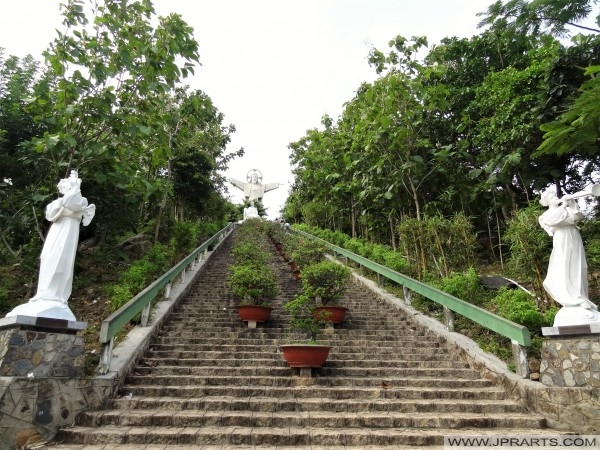 Cầu thang đến Tượng Chúa Kitô Vũng Tàu, Việt Nam