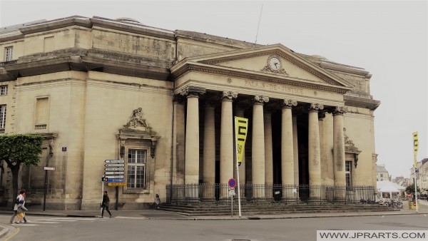 Ancien Palais de Justice à Caen, France