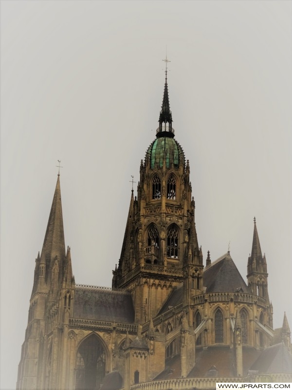Gothic Cathedral in Bayeux, France Cathédrale Gothique à Bayeux, France