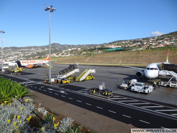 Madeira International Airport Aeroporto Internacional da Madeira