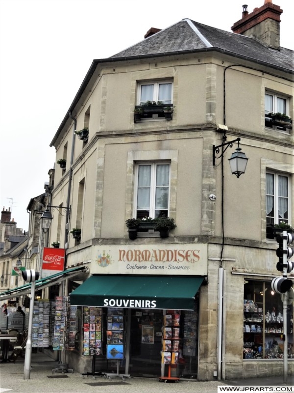 Boutique Souvenir à Bayeux, France