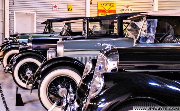 Lincoln - Most Luxury Ford Cars