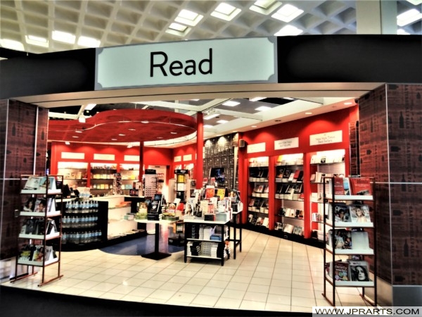 Read (Bookstore at John F. Kennedy Airport)