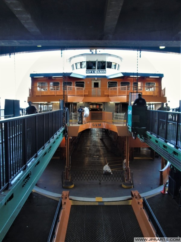 Ferry Guy V. Molinari arriving at the St. George Terminals (Staten Island, New York, USA)