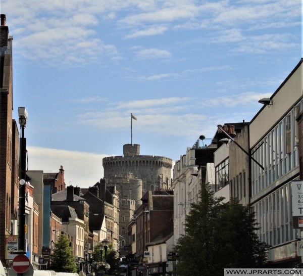Windsor Castle seen from Peascod Street