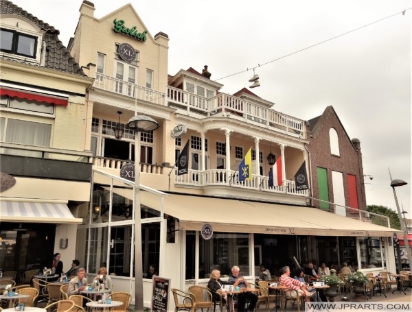 Grand Cafe Hotel Xl in Zandvoort, Nederland