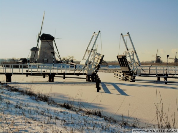 Winter in The Netherlands (Kinderdijk) Winter in The Netherlands (Kinderdijk)