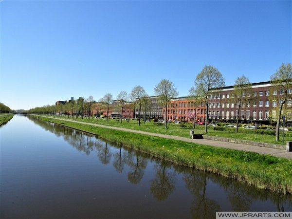 Canal in Ypenburg (The Hague, Netherlands) Canal in Ypenburg (The Hague, Netherlands)