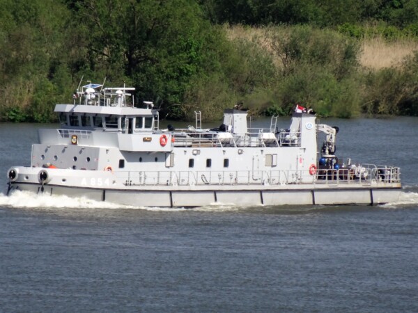 Hydra (A854 - Diving Support Vessel) Hydra (A854 - Diving Support Vessel)